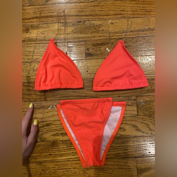NWOT Fashion Nova Clear Skies PVC Bikini in Orange - Picture 3 of 9